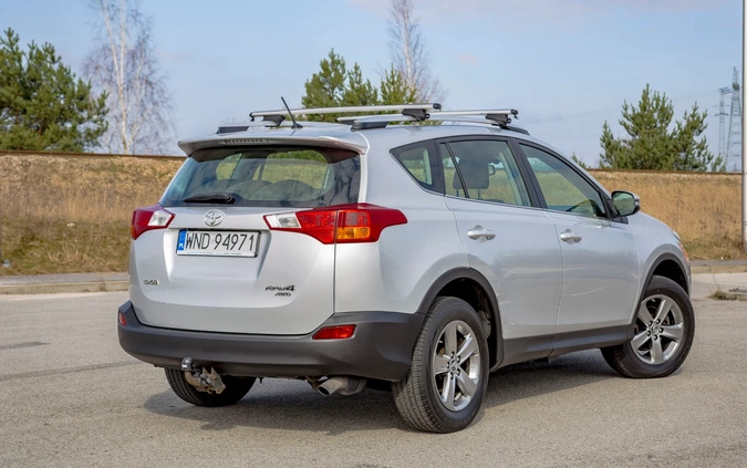 Toyota RAV4 cena 45000 przebieg: 310000, rok produkcji 2015 z Kielce małe 232